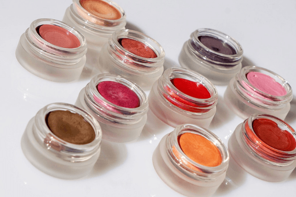 Capsule Collection of Sustainable Makeup